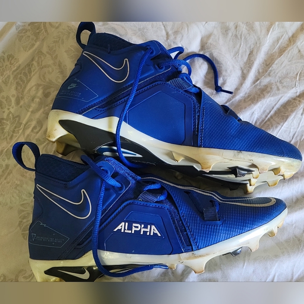 Nike Alpha Pro Menace Football Cleats